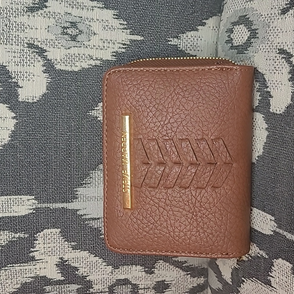 Brown Steve Madden wallet